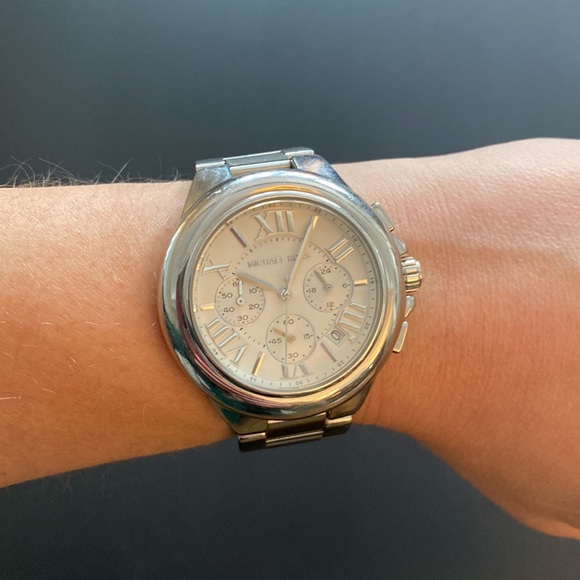 Michael Kors stainless steel silver chronograph watch - Picture 7 of 7